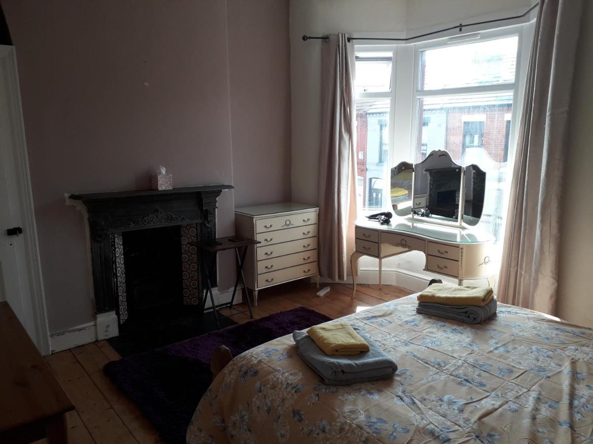 Traditional House Near Liverpool City Centre מראה חיצוני תמונה